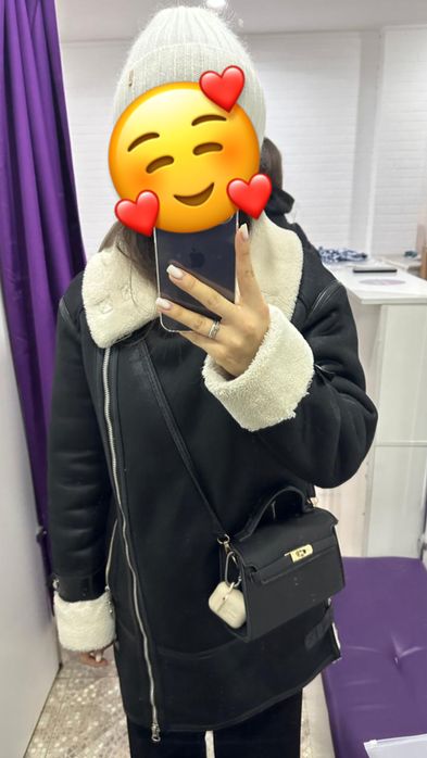 Продам зимнюю женскую дубленку