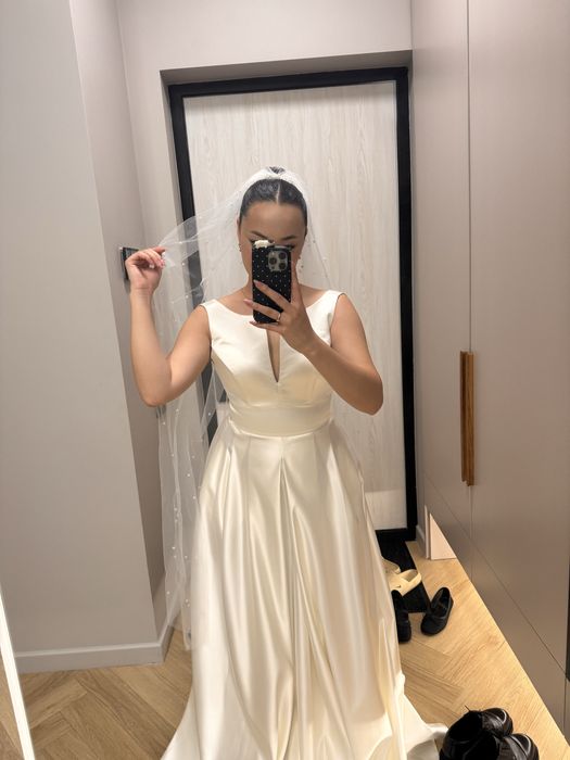 Продается свадебное платье