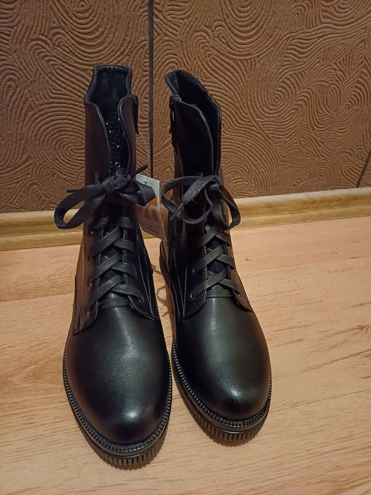 Дамски боти Mat Star