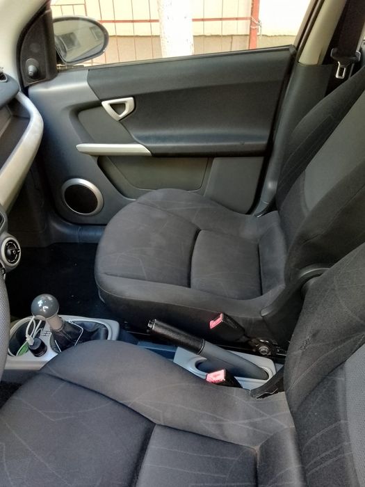 masina este in starea foarte buna