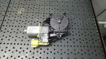 Motoras macara stanga fata ford fiesta 6 cb1 ccn 0130822404 8a6114a389b