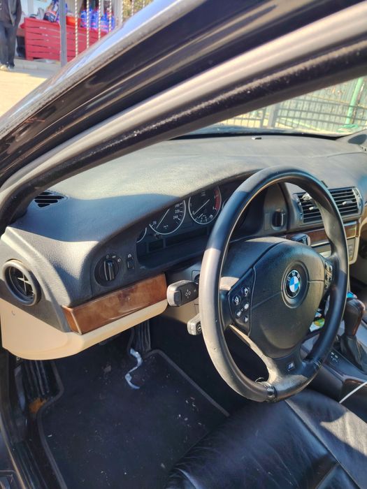 Vând BMW e 39 530d