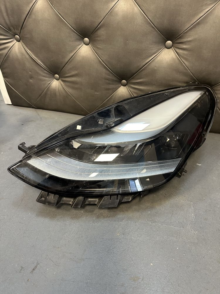 Tesla 3 Y led фар фарове ляв тесла