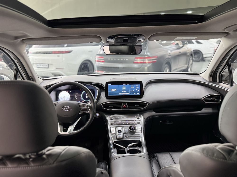 Hyundai Santa Fe возможно приобрести в рассрочку