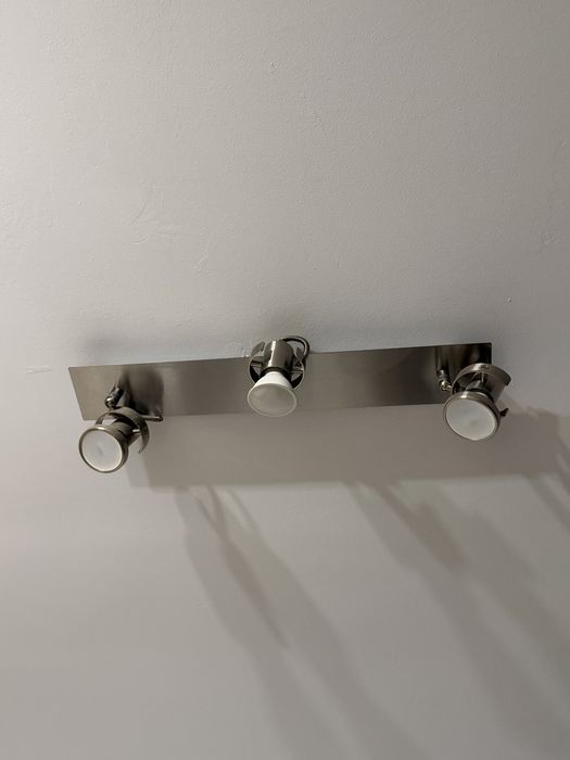 Plafoniera 3 spoturi + becuri