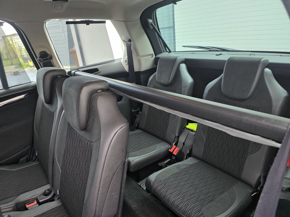 //  Citroen C4 Grand Picasso 7 Locuri  //