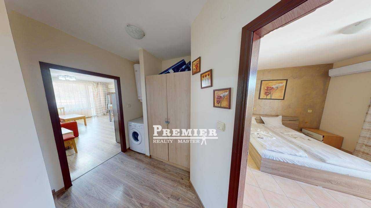 Продава се Тристаен апартамент в к.к. Слънчев бряг - 99 кв.м за 960 €/кв.м - Снимка #1