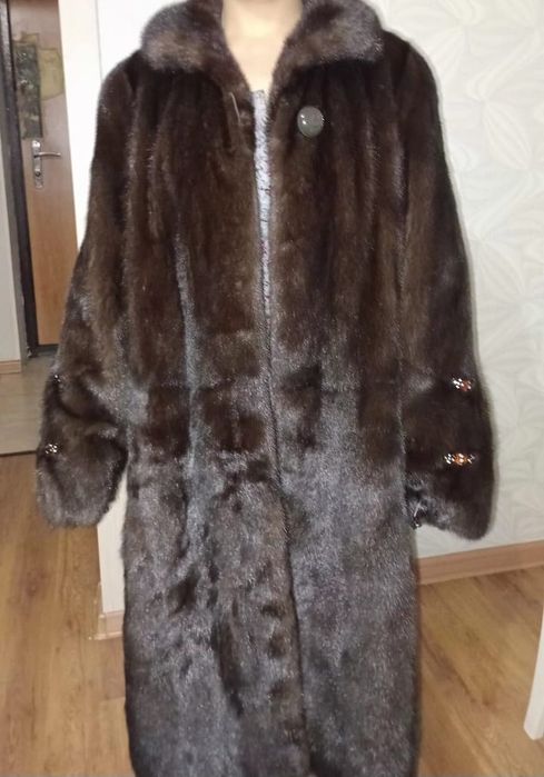 Норковая шуба (женский) б/у