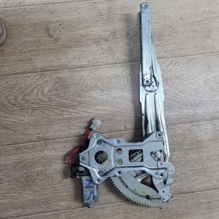 Стеклоподъемник водительский митсубиши монтеро паджеро