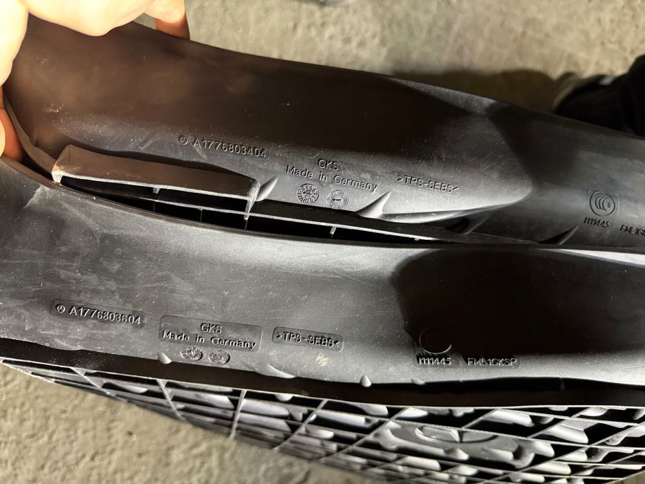 Гумени Стелки за Мерцедес оригинални GLA/GLB