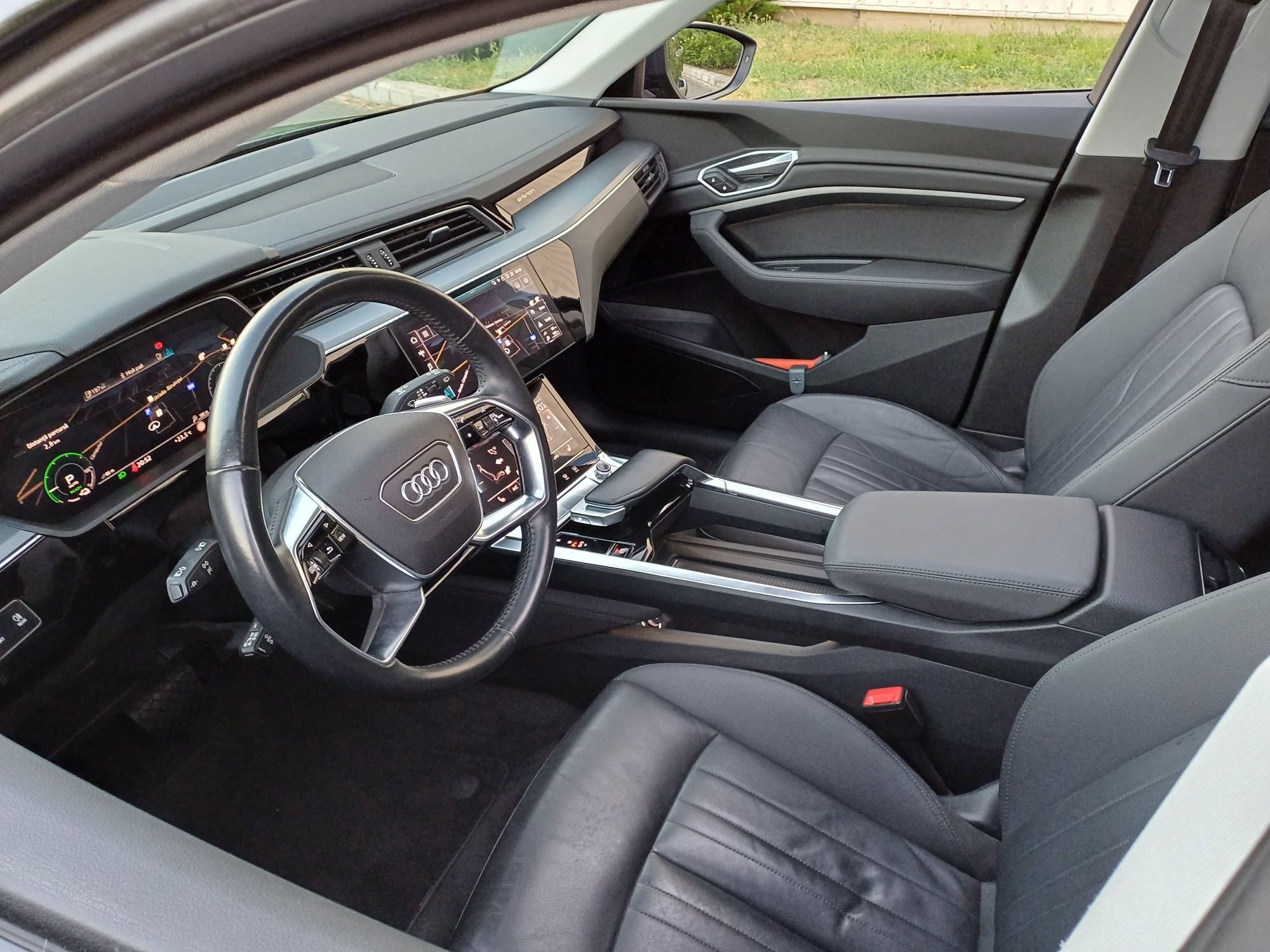Audi e tron Quattro 50 Business Edition .Schimb,Variante Schimb varian