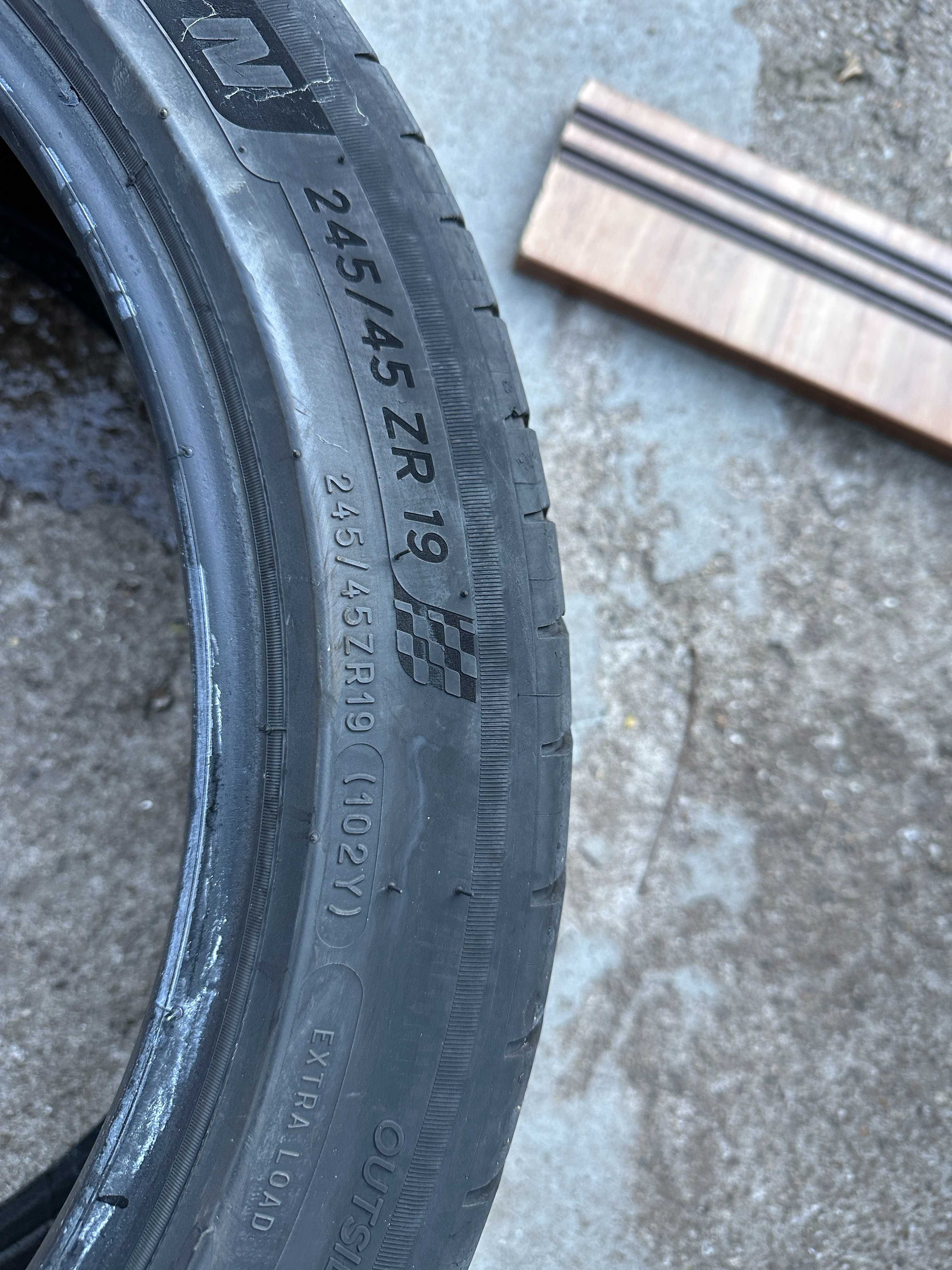 4бр. летни гуми 245/45/19 Michelin Pilot Sport 4