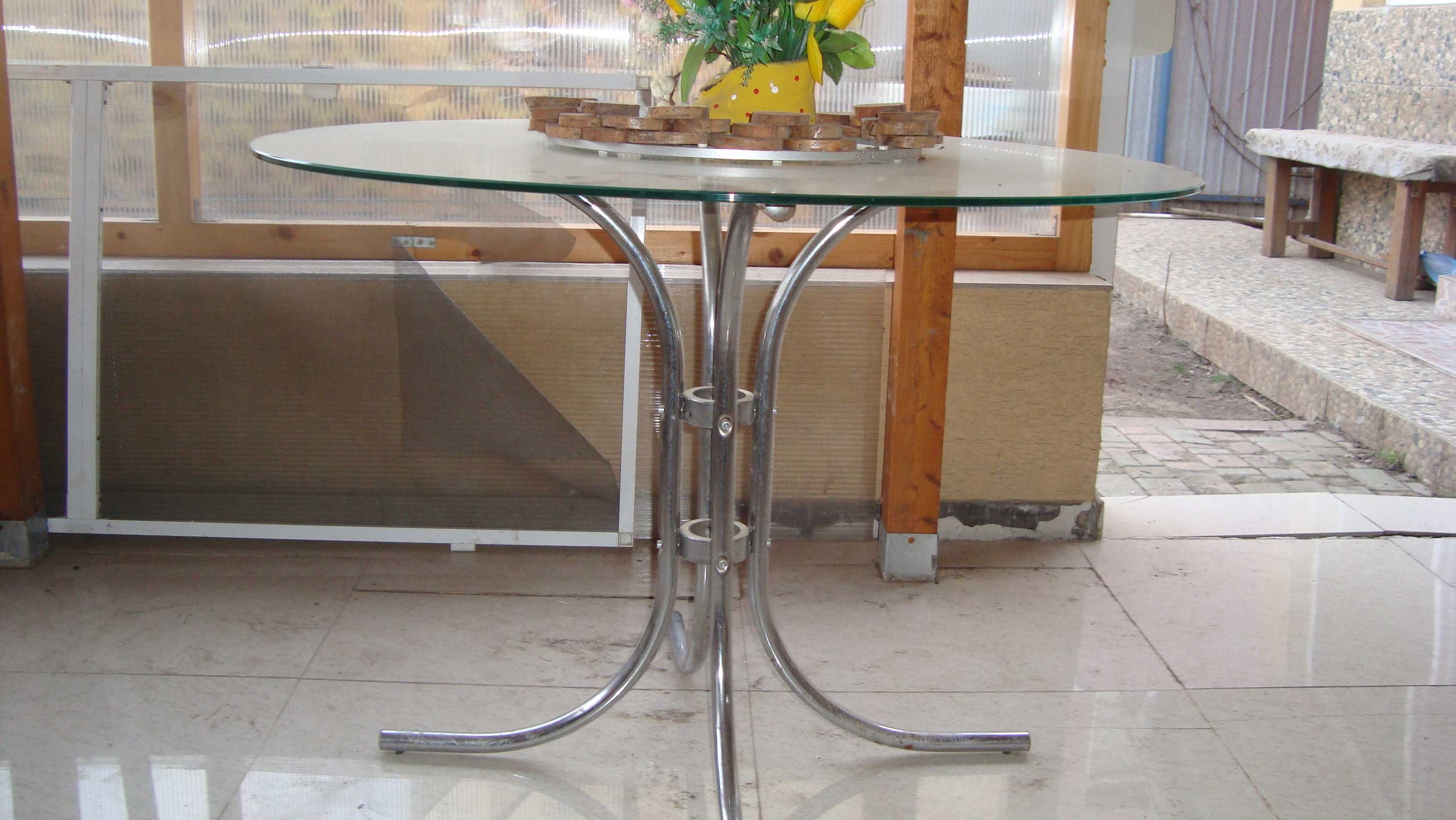 Masa din sticla rotunda cu diametrul 1 M