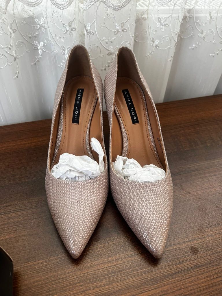 Pantofi cu toc Anna Cori