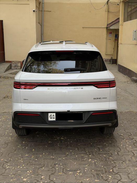 Byd Song Pro gibrit kraska toza 4900 km yengi moshina