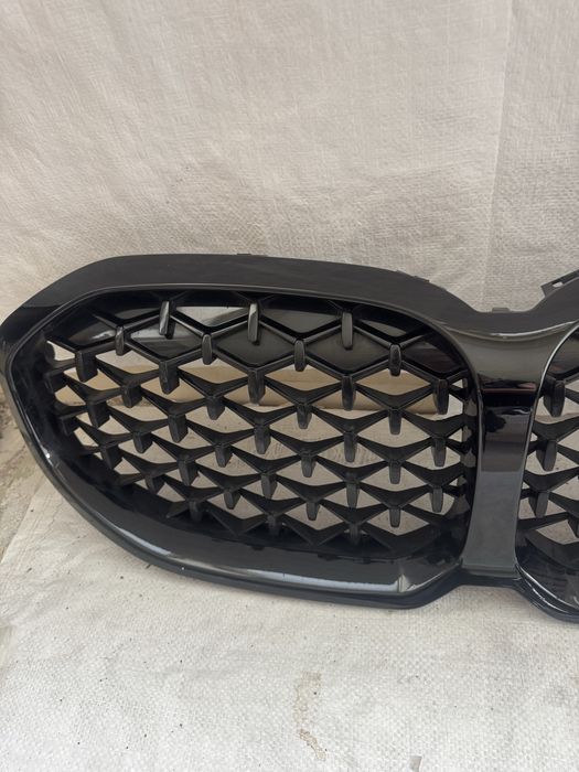 Оригинална решетка БМВ Ф40 BMW 1 F40