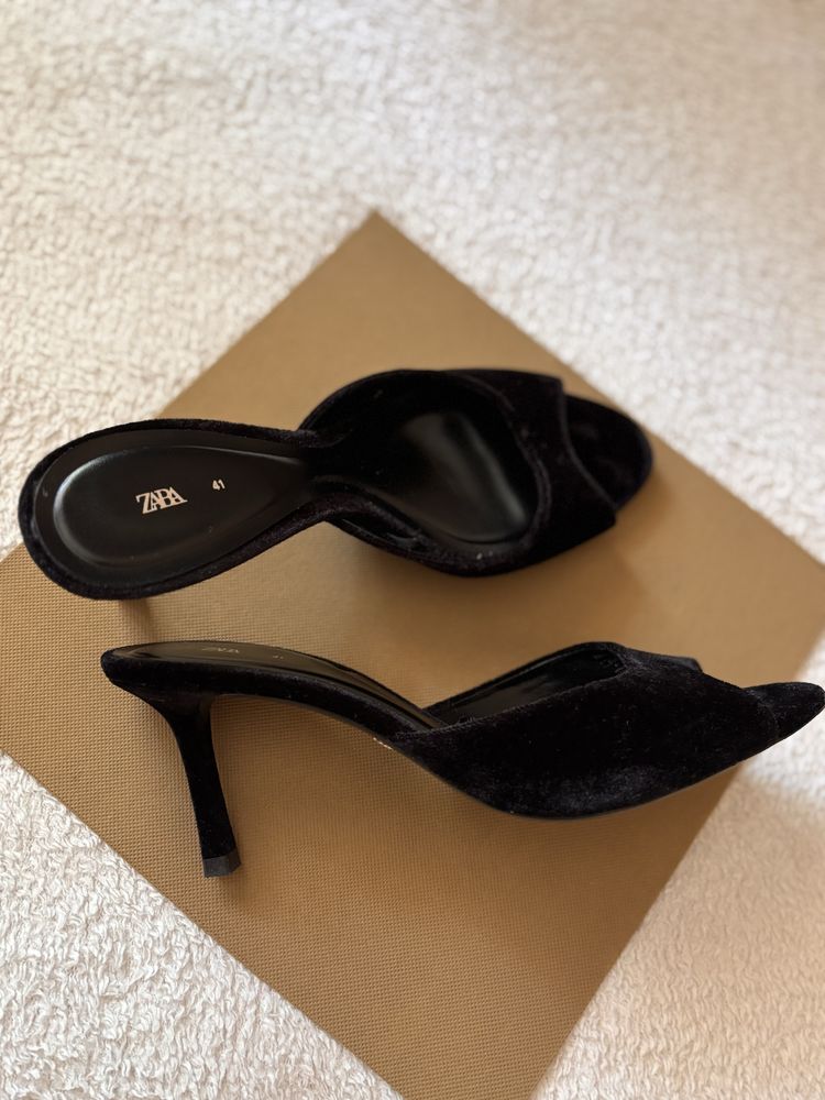 Велурени токчета ZARA - 41 номер