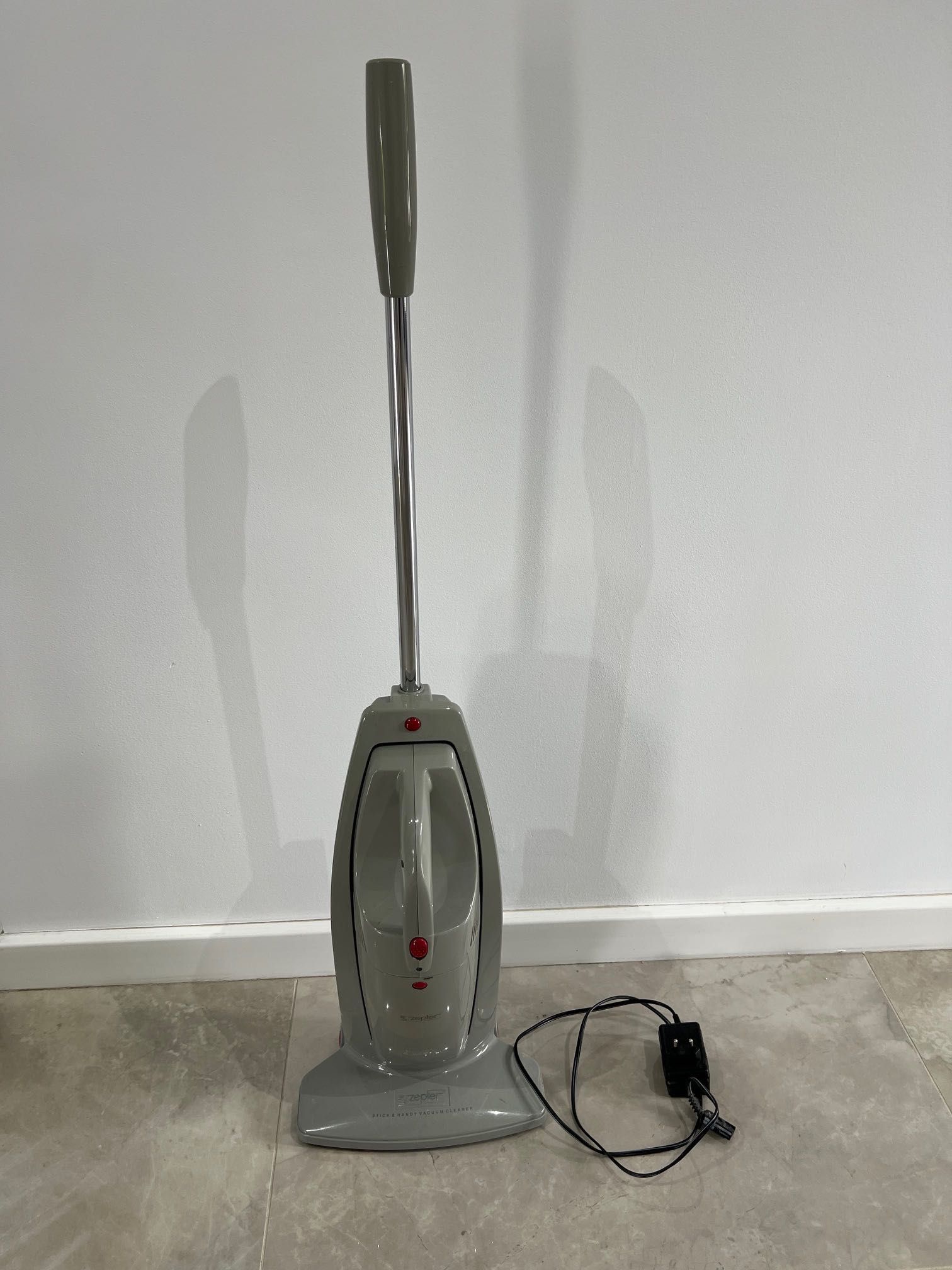 Aspirator cu filtrare prin apa Zepter Cleansy