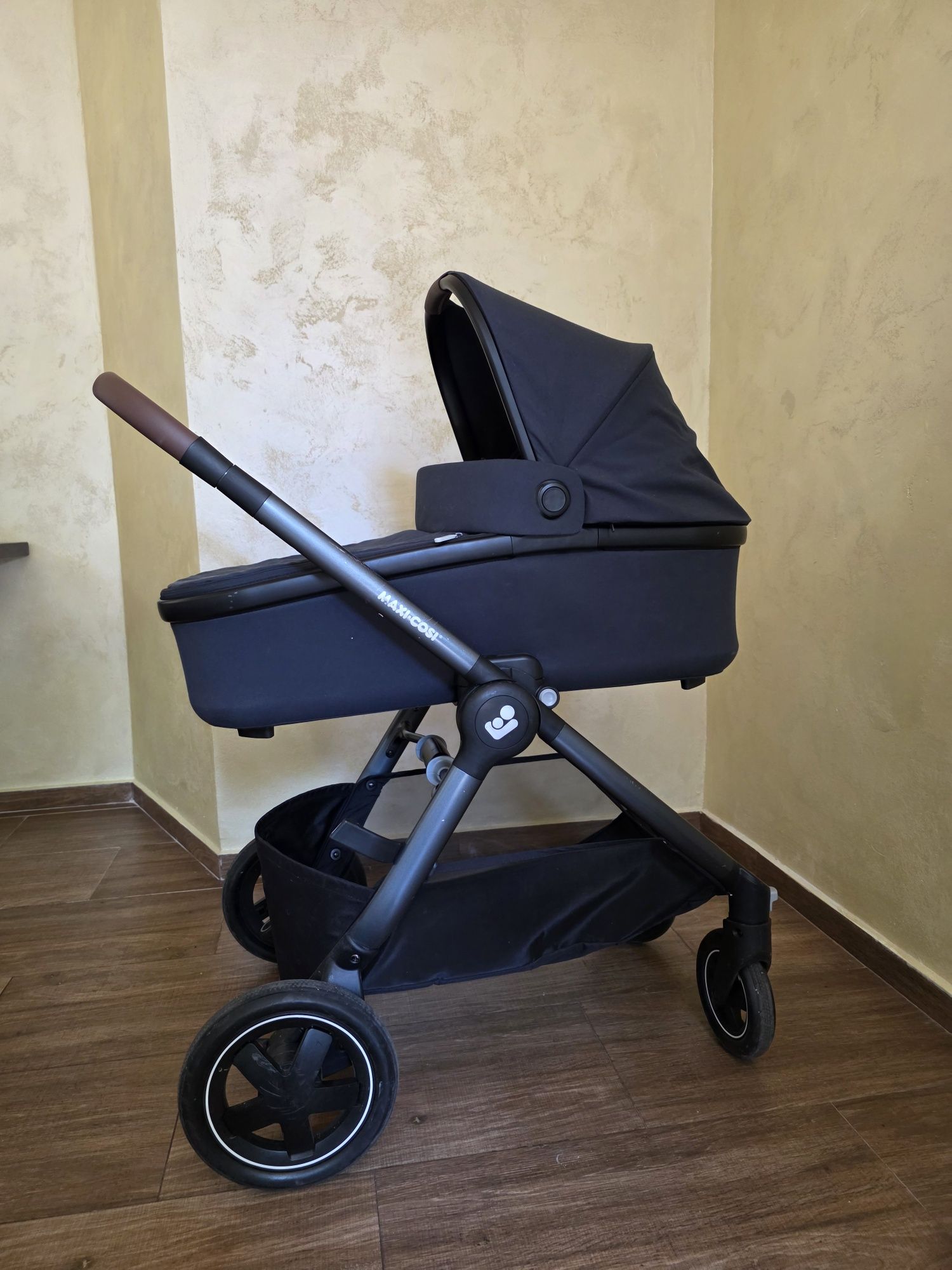 Бебешка количка Maxi Cosi Adorra 2