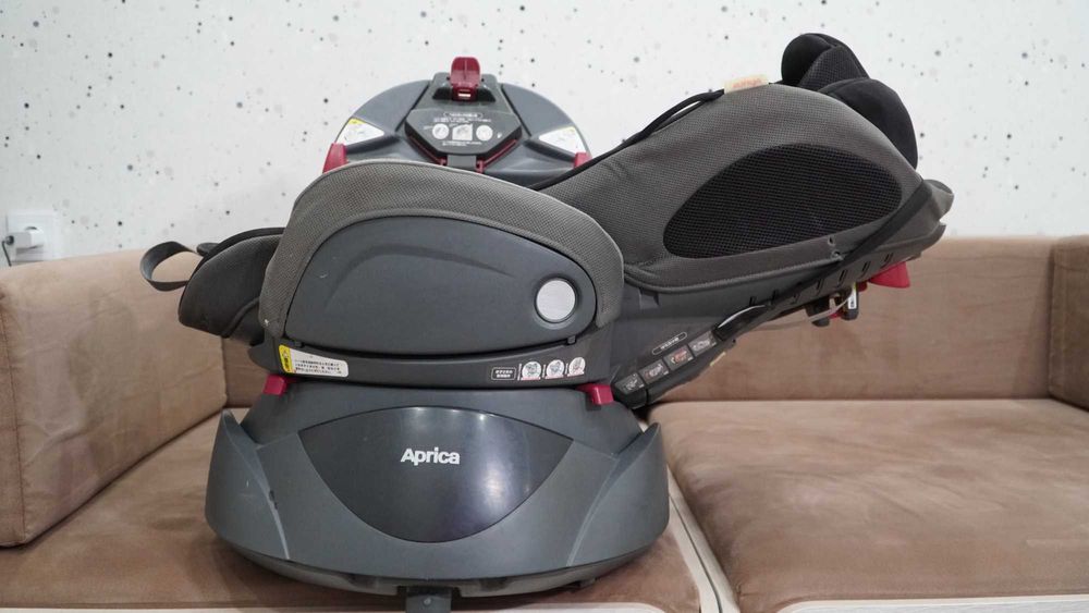 Японское Автокресло с вращением и горизонтальным положением