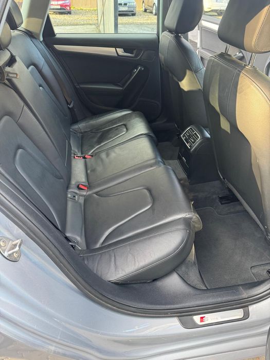 Audi A4 quattro S-Line 2.0 177 cp S-Tronic (Dsg)