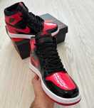 Jordan 1 mid patent bred