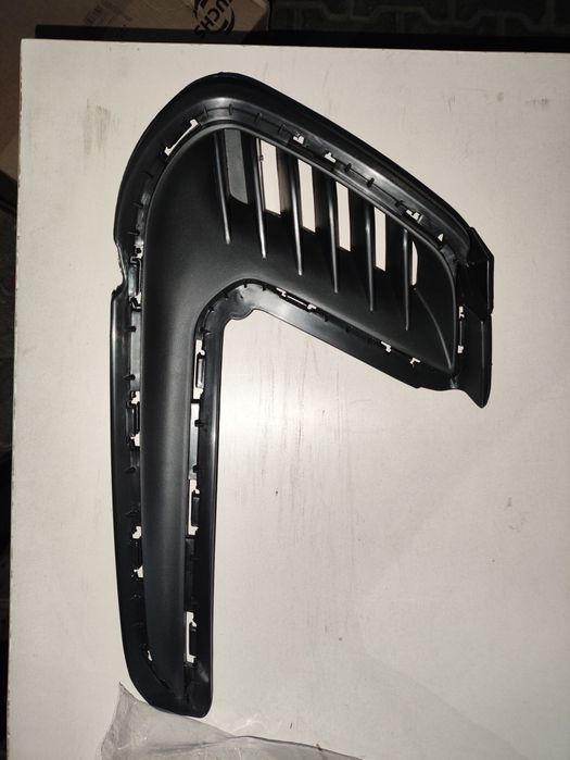 Элантра заглушка туманки