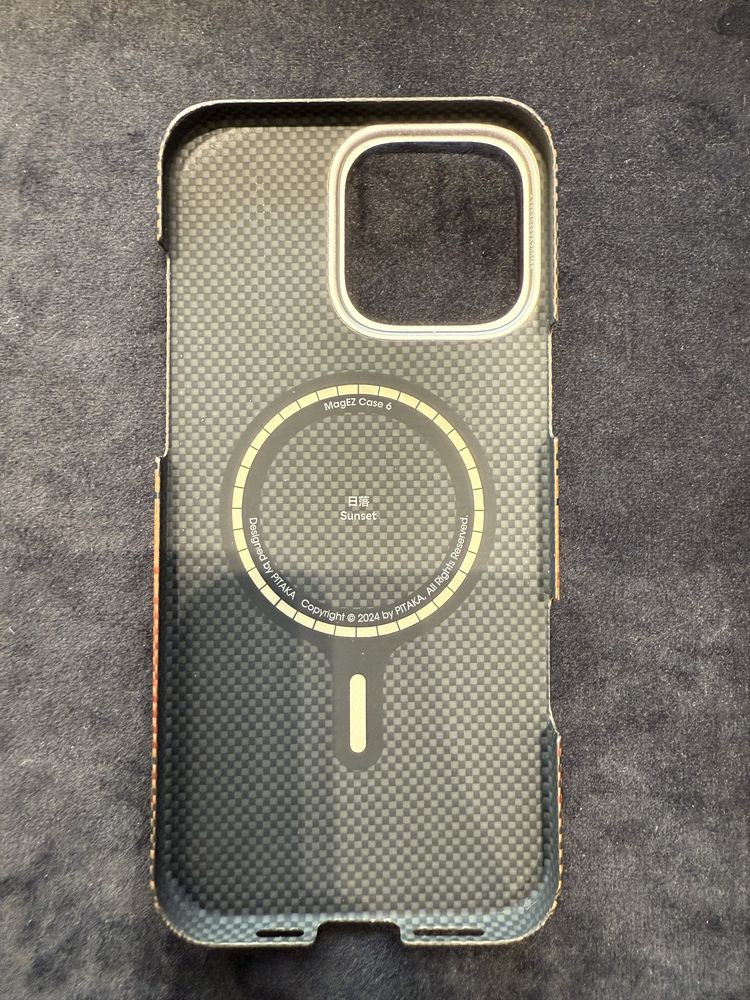 iPhone 16 pro max чехол