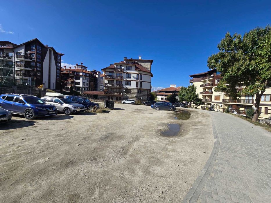 Парцел на уникална локация за продажба в Грамадето, Банско