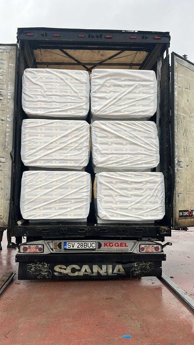 Panouri sandwich termoizolante/tabla cutata / accesorii / containere