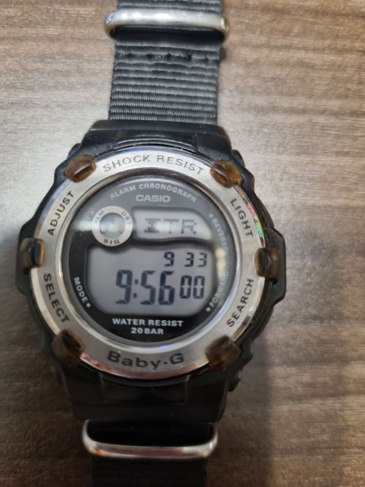 Оригинален дамски часовник Casio Baby G