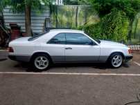 Mercedes 124 CE 300 coupe