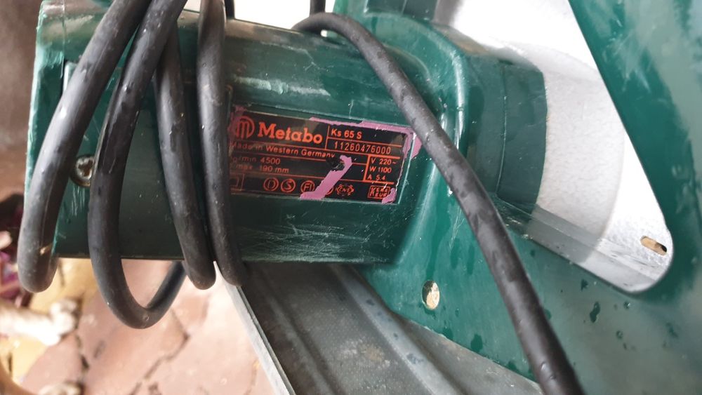 Fierastrau circular de mână Metabo