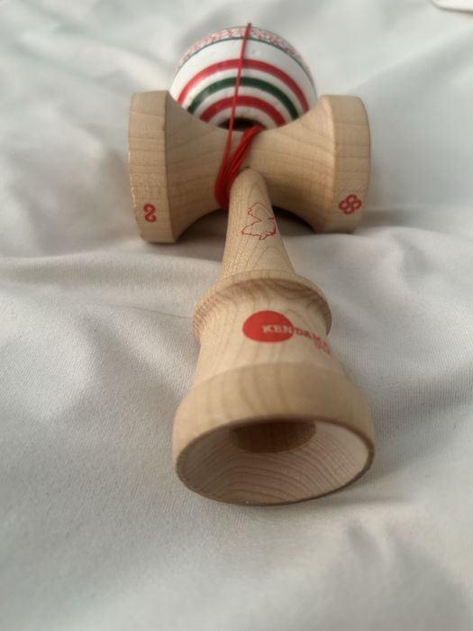 Pro Model Kendama