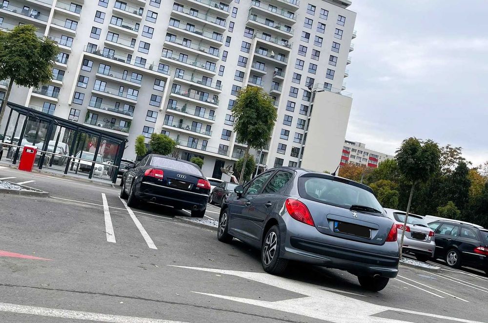 Peugeot 207 automata 5 usi navigatie echipare sport