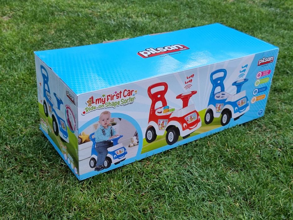 Masinuta de mers cu picioarele, premergator si jucarie cu forme