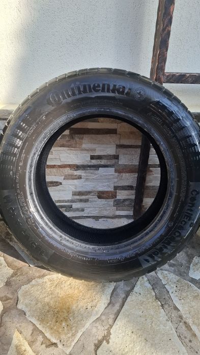 Vand anvelope vara 185 65 r15 Continental