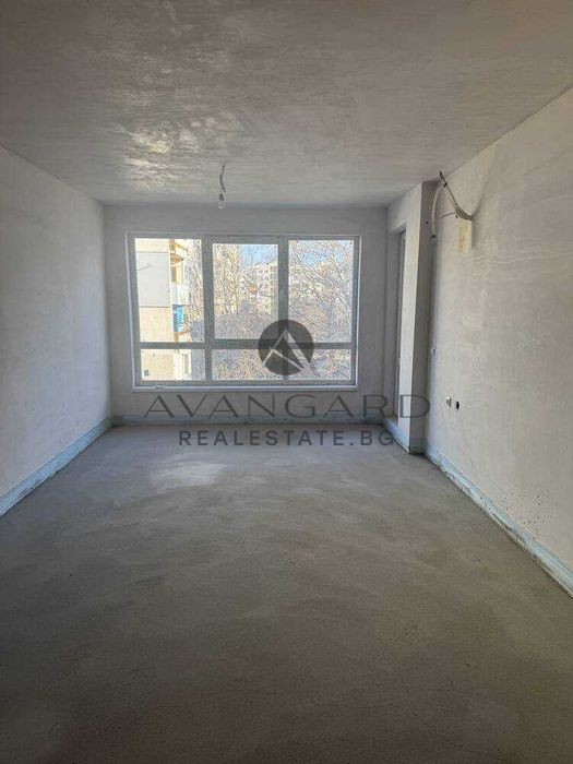 оф.24502 Двустаен с гараж в цената/ Кючук Париж