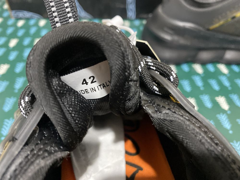 Versace Chain Reaction Top Quality
