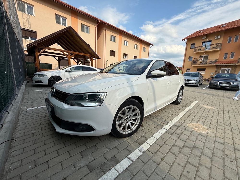 Vand volkswagen Jetta  2011