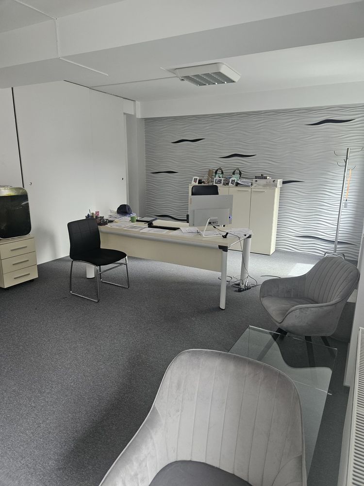 Spatiu cladire de birouri