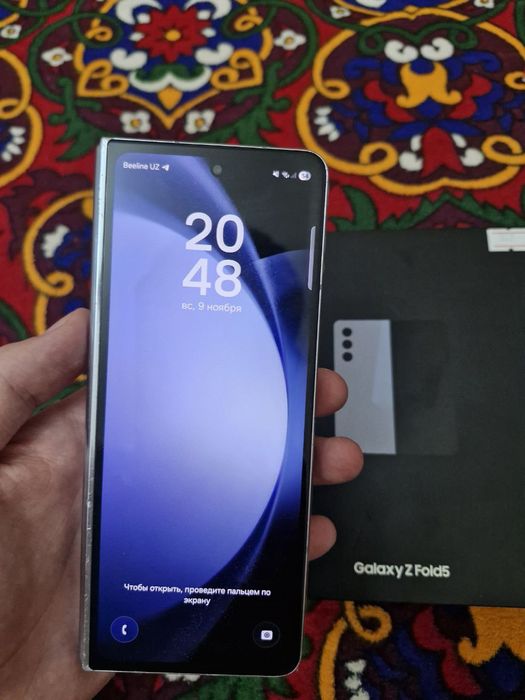 Продаю Z Fold5 Samsung в хорошем состоянии