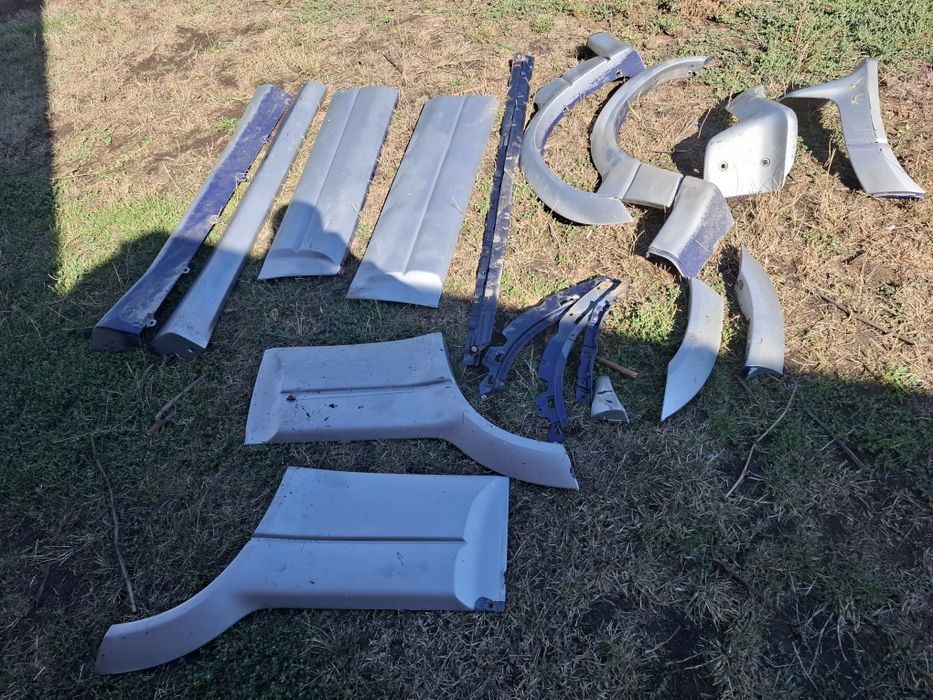 Продавам пластмаси за гранд витара