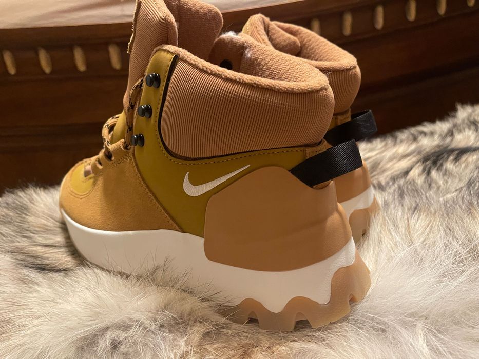 Боти Nike - 37 ми номер