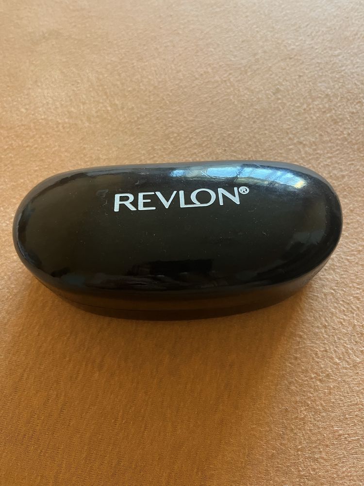 Слънчеви очила Revlon