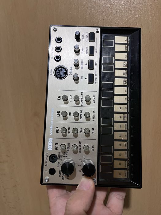 Korg Volca Keys synth