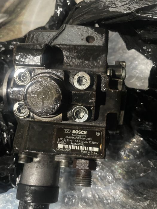 Vând pompă înaltă presiune