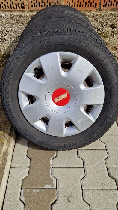 Vând cauciugurii vw polo