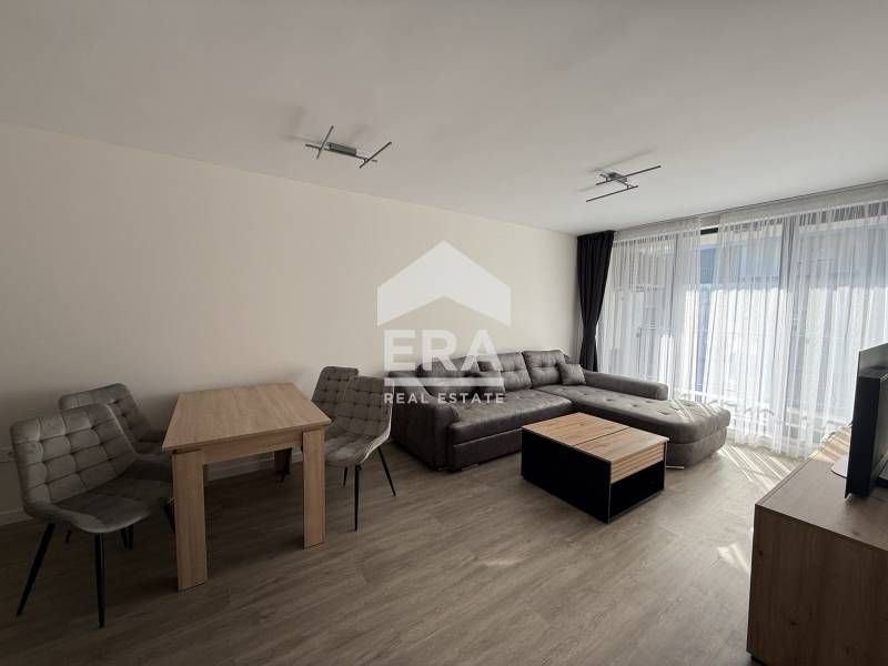 Двустаен новообзаведен апартамент под наем в центъра на град Варна