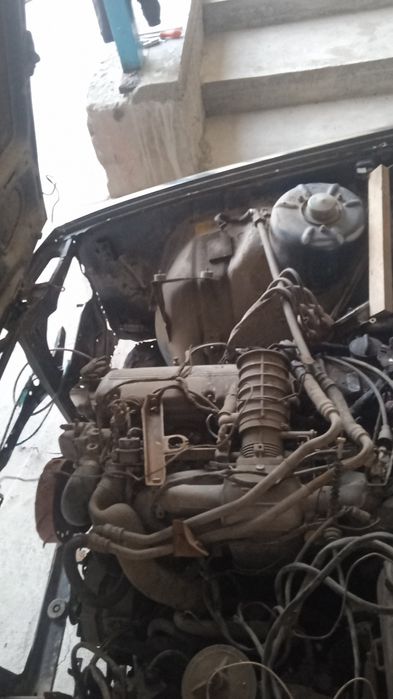 BMW E 23 mator karobka eshik apshifka komplekt steklopadyomnik ruchka